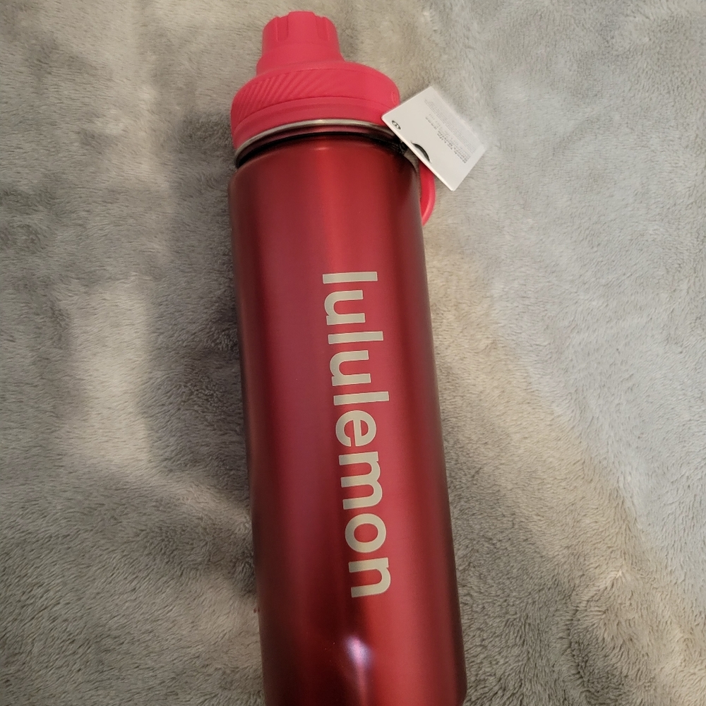 NWT LULULEMON Water Bottle Back to Life Sport Bottle 24oz VINTAGE ROSE Shine